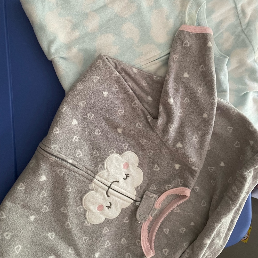 2 sleep sacks